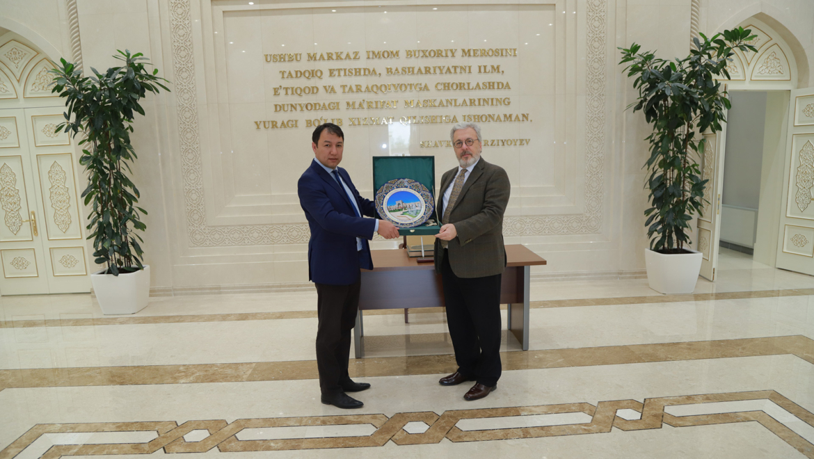 director-general-prof-dr-mahmud-erol-kilic-visited-the-imam-bukhari-center-samarkand
