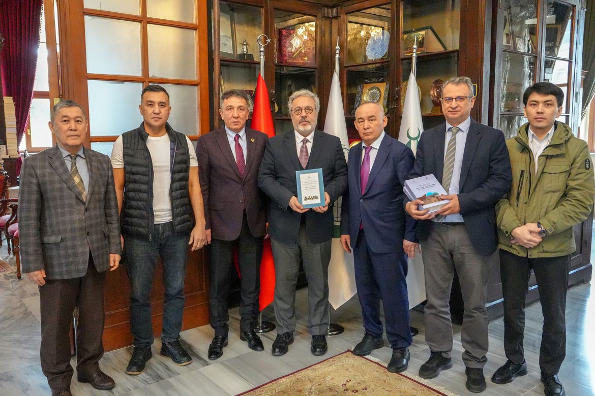 Visit of Senator Sarsenbay Yengsegenov and Prof. Kairat Saki from ...