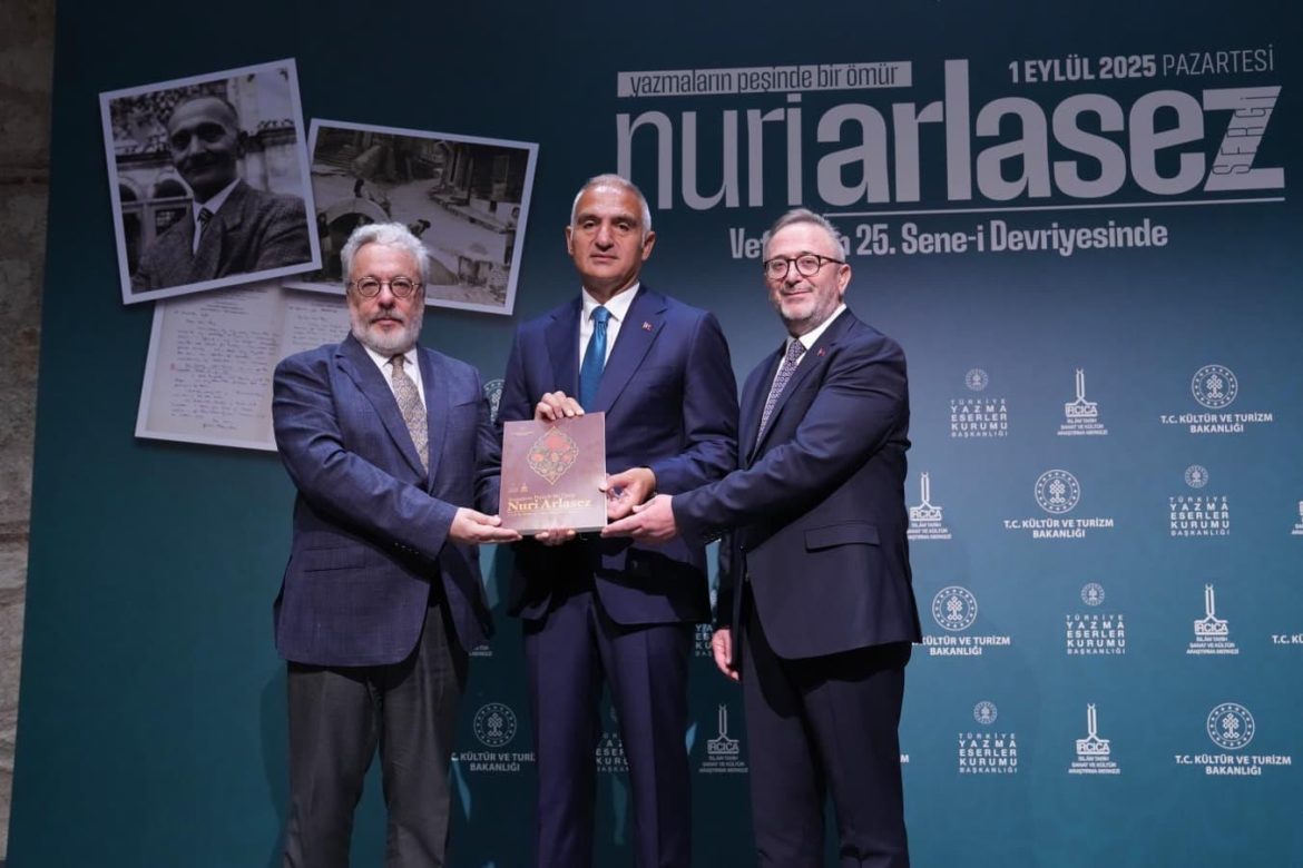exhibition-of-manuscripts-calligraphy-plates-and-photography-from-nuri-arlasez-collections